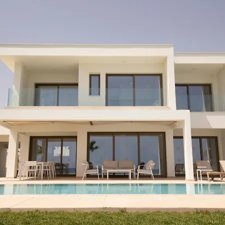 Phaedrus Living: Serenity Waves No.2 * لارنكا
